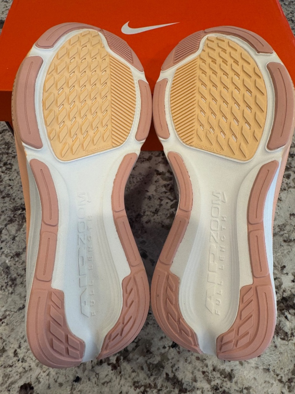 Women’s Nike Pegasus 42 - Picture 3 of 5